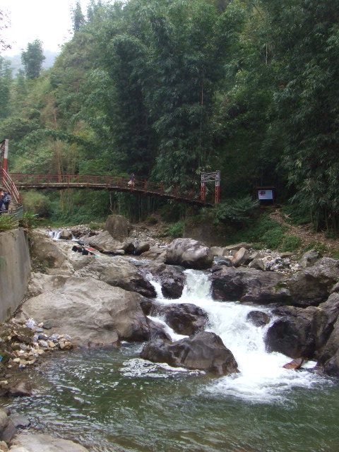 112Scary hanging bridge