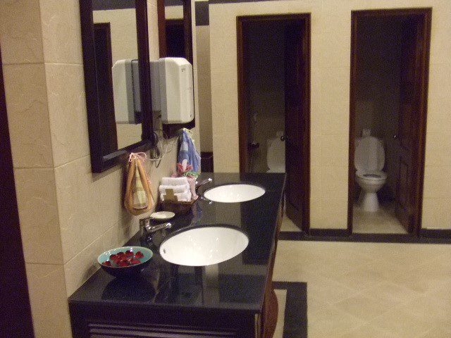 126Clean toilets with rose petals and aromatherapy oil