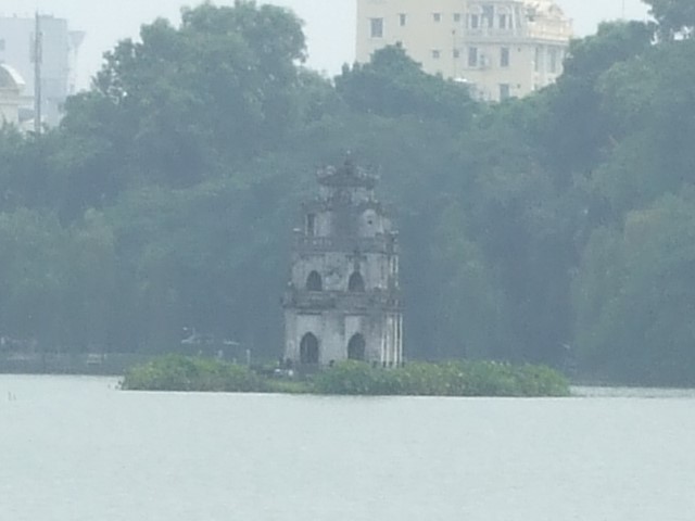 One Pillar Pagoda, Hoan Kiem Lake
