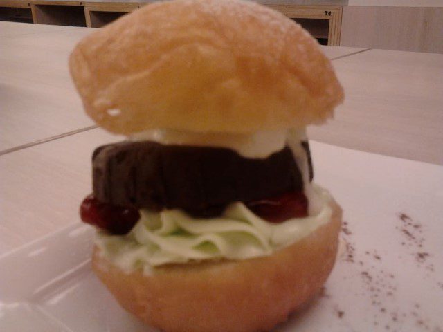 The Dessert Burger