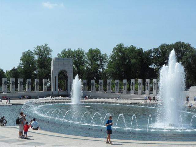 The Fountain at the WW2 Memorial