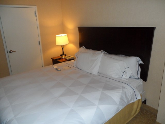 Comfortable Bed of Radisson Hotel Philadelphia