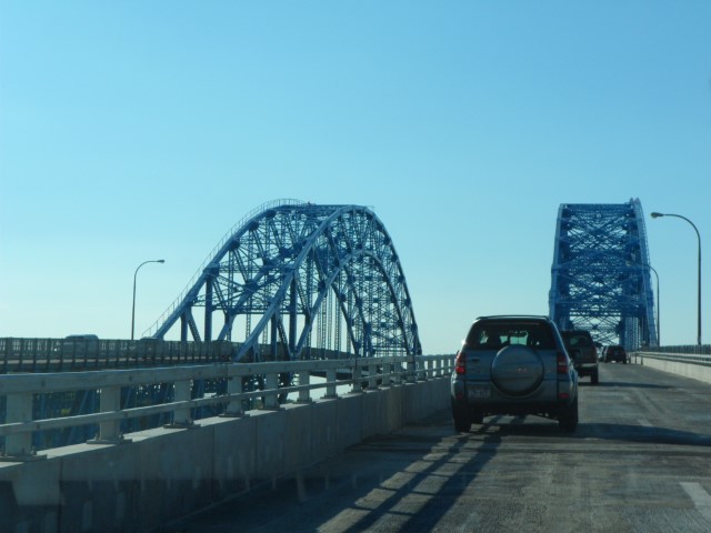 Bridge to cross to Niagara Falls