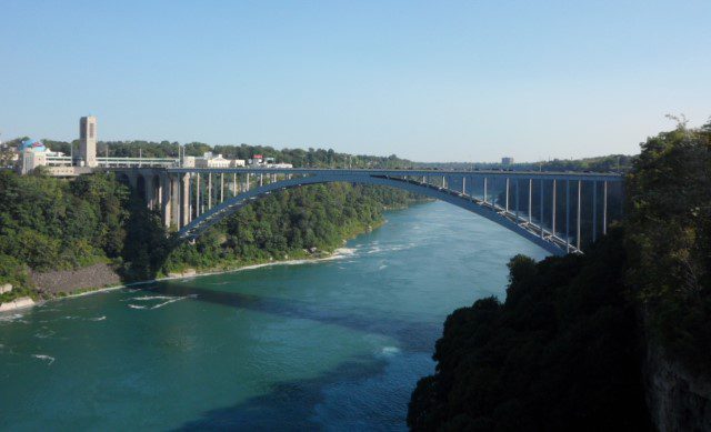 Rainbow Bridge: Canada to USA