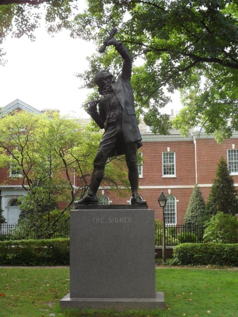 The statue of the Signer Philadelphia