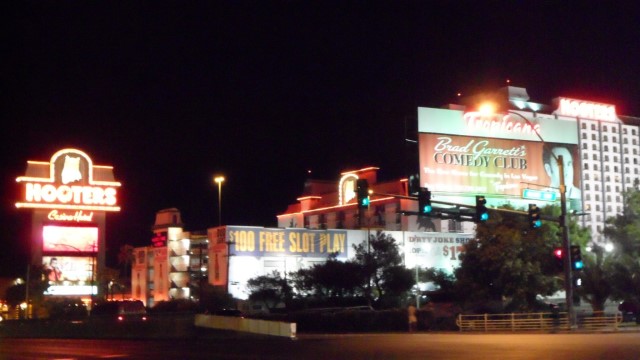 Exterior of the Hooters Hotel at night