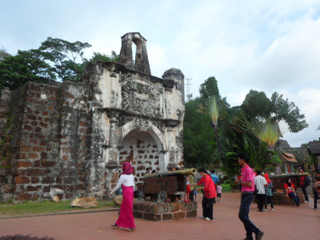 A Famosa aka Porta De Santiago