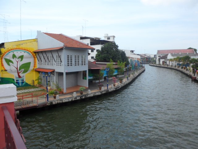 Graffiti art on houses along Melaka River