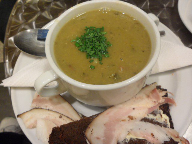 Erwtensoep - Traditional Dutch Pea Soup (3.95 euros)