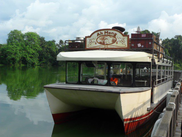 Boat ride at the Singapore Zoo 