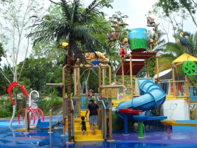 Wet arena at the kidzworld Singapore Zoo