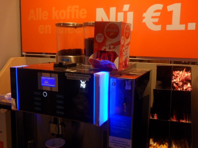 $1euro coffee from Albert Heijn's coffee machine