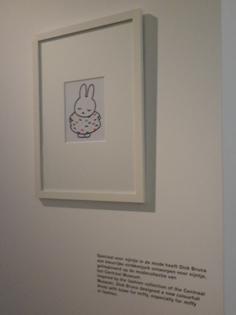 Miffy with coloured bows Dick Bruna Huis