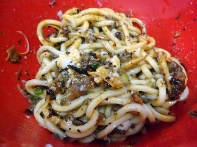 Chilli Noodles @ Restoran Kin Kin after mixing it in