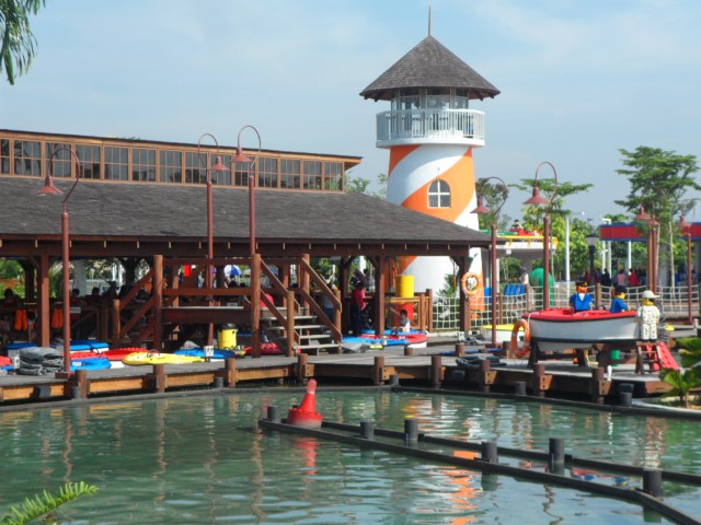 Legoland Malaysia Boating School