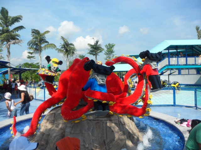 Giant Octopus with its victims at Legoland Malaysia