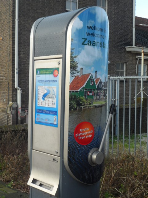 Free Information Pamphlet at Koog Zaandijk Station