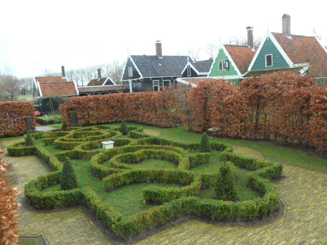 Garden Walkway Zaanse Schans