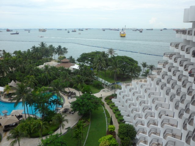 Staycation at the Deluxe Pool View room of Shangri La's Rasa Sentosa