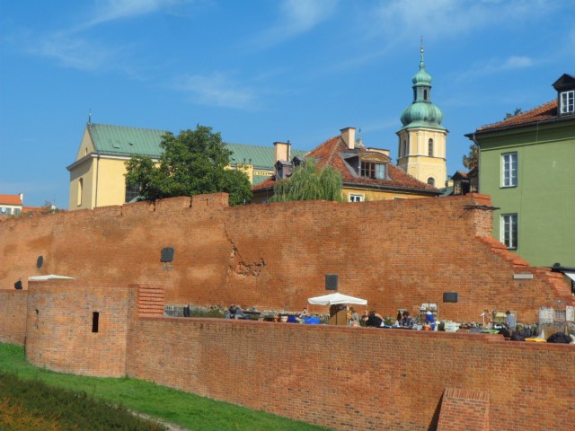 Defensive Walls of the Warsaw Barbican Fortress - You can also pick up some souvenirs here :)