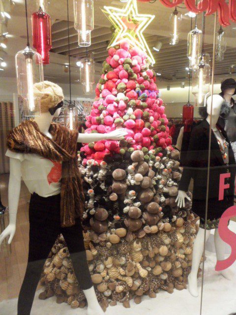 Cute tree made of many many stuffed toys!