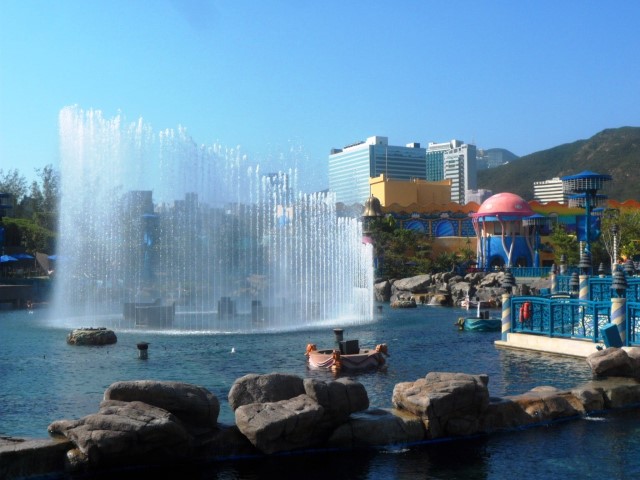 Fountain at Aqua City - Entrance of Ocean Park
