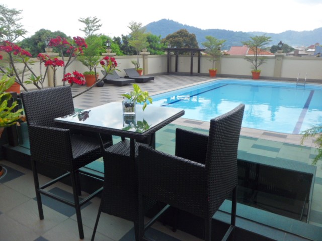 Swimming pool at the Katerina Hotel Batu Pahat