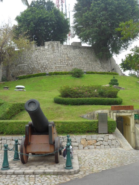 Bomb raid shelter and walls of the Guia Fortress