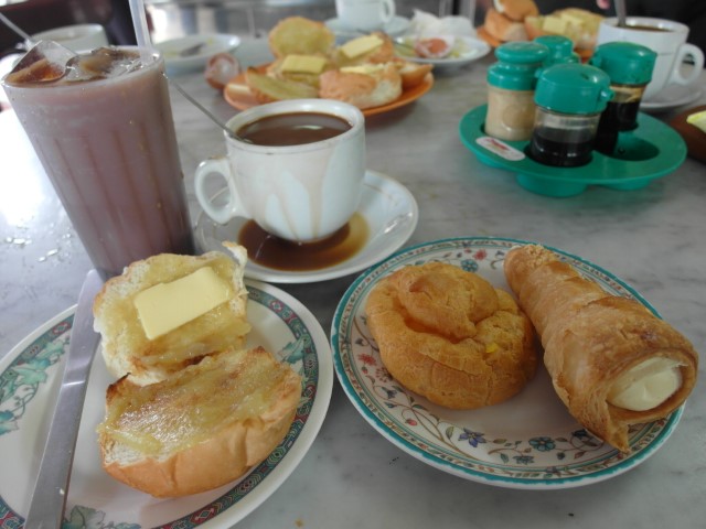 Breakfast at Chin Mee Chin Confectionary