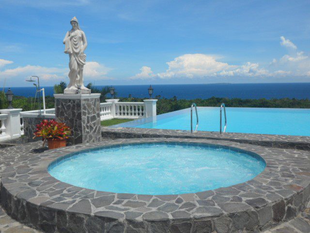 Jacuzzi aka hot tub