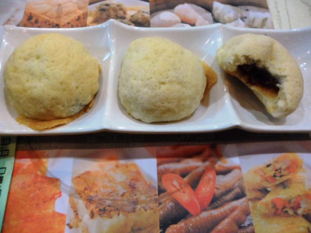 Tim Ho Wan’s Famous Baked Bun with BBQ Pork – 3 for only 17HKD!