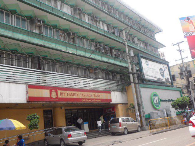 University of Visayas Oldest University in Cebu - Owned by a politician