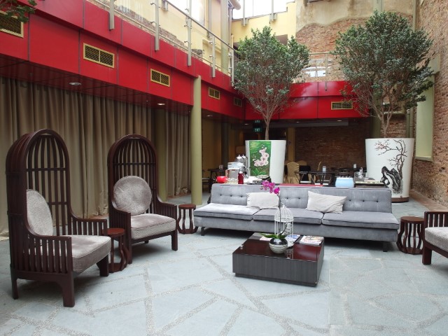 Lobby of AMOY Hotel with breakfast area at the rear end