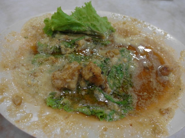 Remnants of the dish – tze char from this stall was not that good but cant beat it if you want variety, it has EVERYTHING