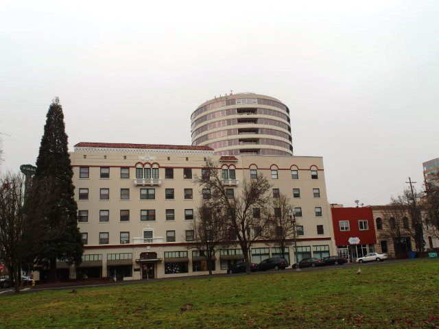 Evergreen Hotel Vancouver Washington