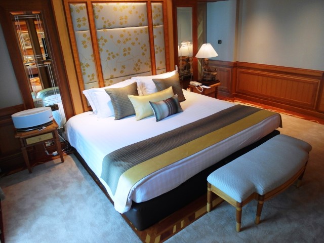Master Bedroom Presidential Heritage Suite Royal Cliff Hotels