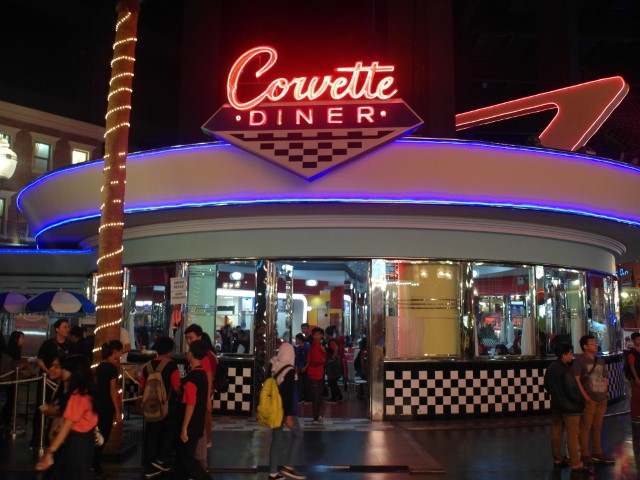 Corvette Diner - An American food joint