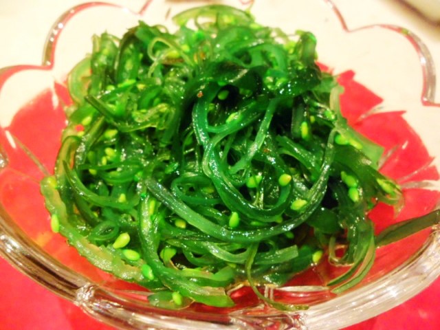 Chuka Wakame (Seasoned Seaweed) Sakae Sushi Buffet Review