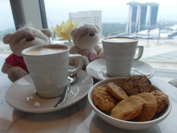 2bearbear enjoying the views of MBS and the Marina Bay from Pacific Club Pan Pacific Singapore Hotel