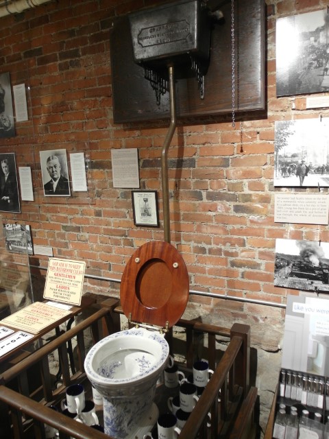 Thomas A Crapper's Flushing System