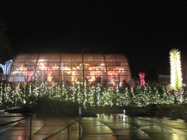 Another view of Chihuly Gardens and its “greenhouse”