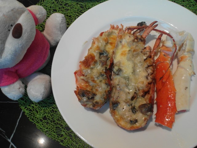 Baked Lobster and Crabs