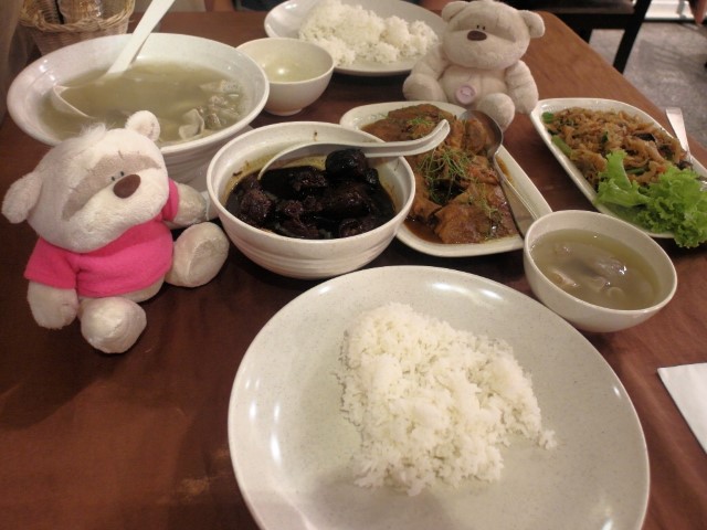Curry Kapitan, Tau Yew Bak, Jiu Hu Char, Pig Stomach Soup, Bubur Cha Cha from Mama's Nonya Cuisine