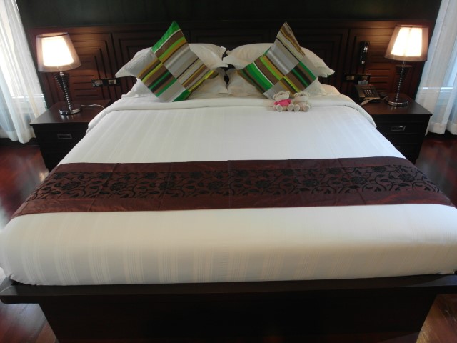 King-sized bed in Master Bedroom of Royal Family Suite De Sarann Villa