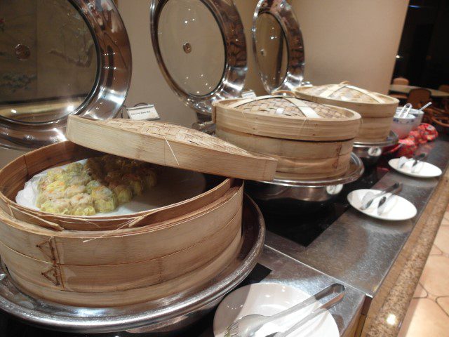 Dimsum Swissotel Merchant Court Breakfast