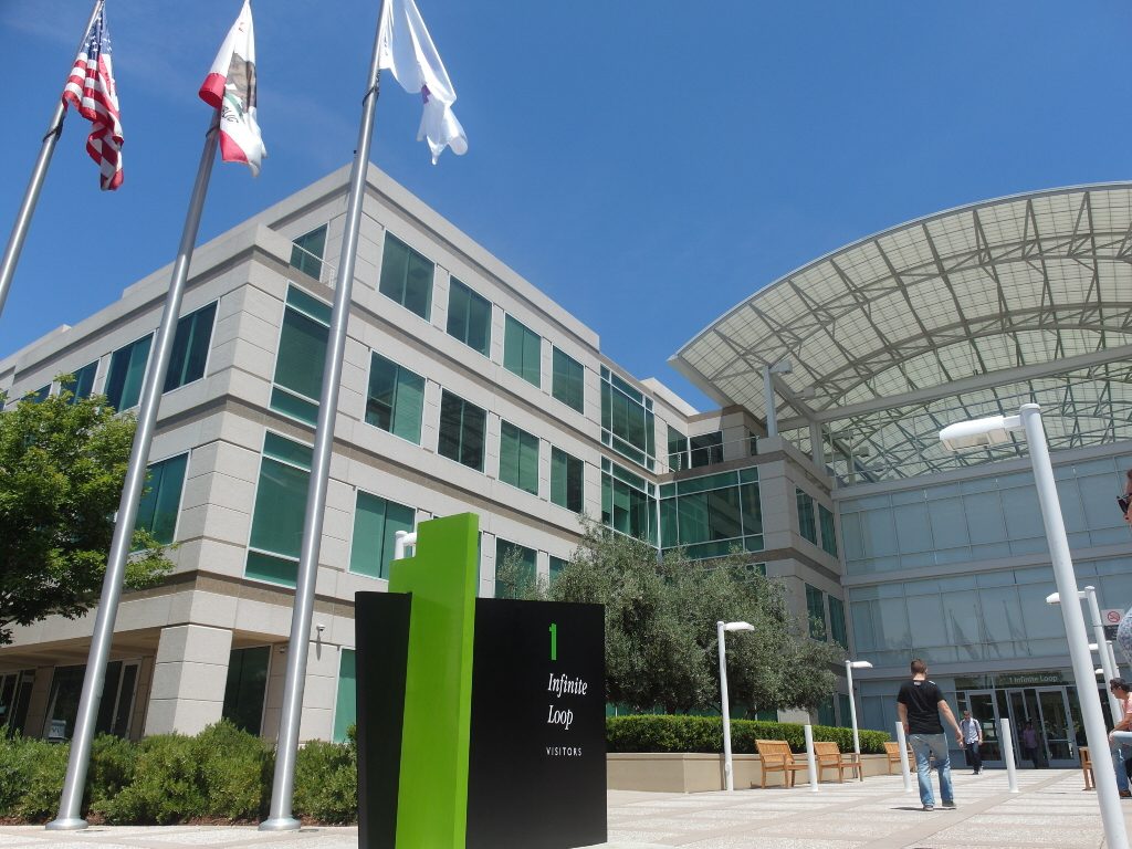 Apple HQ 1 Infinite Loop Cupertino