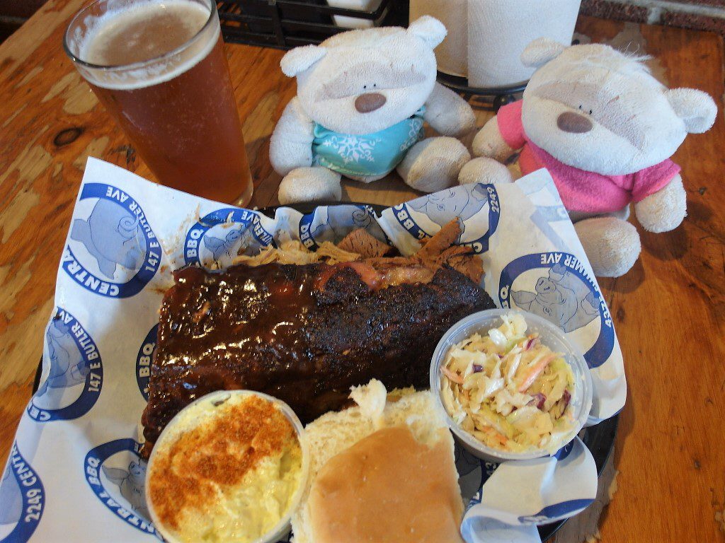 Mix of Dry Rub Ribs and "Wet" Ribs at Central BBQ Memphis