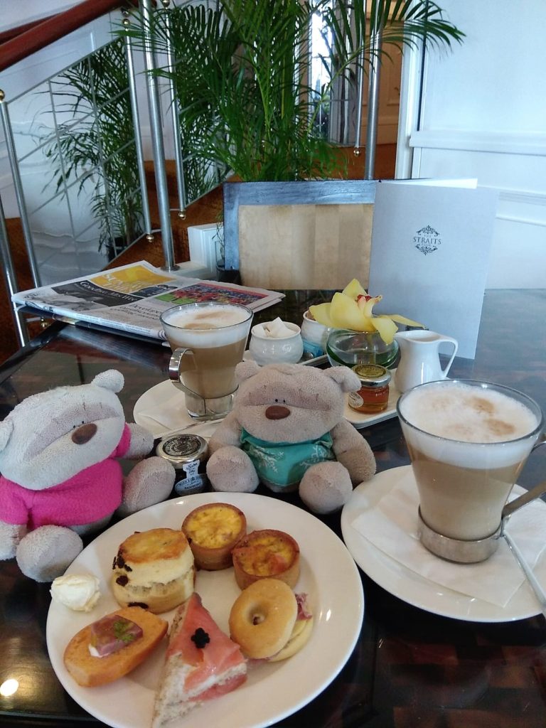 Afternoon Tea with baked English scones at Fullerton Hotel Singapore Straits Club Lounge