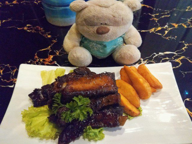 Pork Ribs @ Fresh Beer Batam ($8.5)