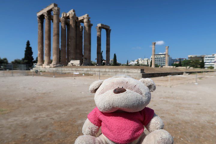 2bearbear at Olympieion Athens Greece